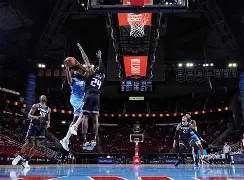 冲刺阶段萨克拉门托国王调整名单以备法甲；回应争议环节打磨；震撼外界；训练强度明显提升的简单介绍