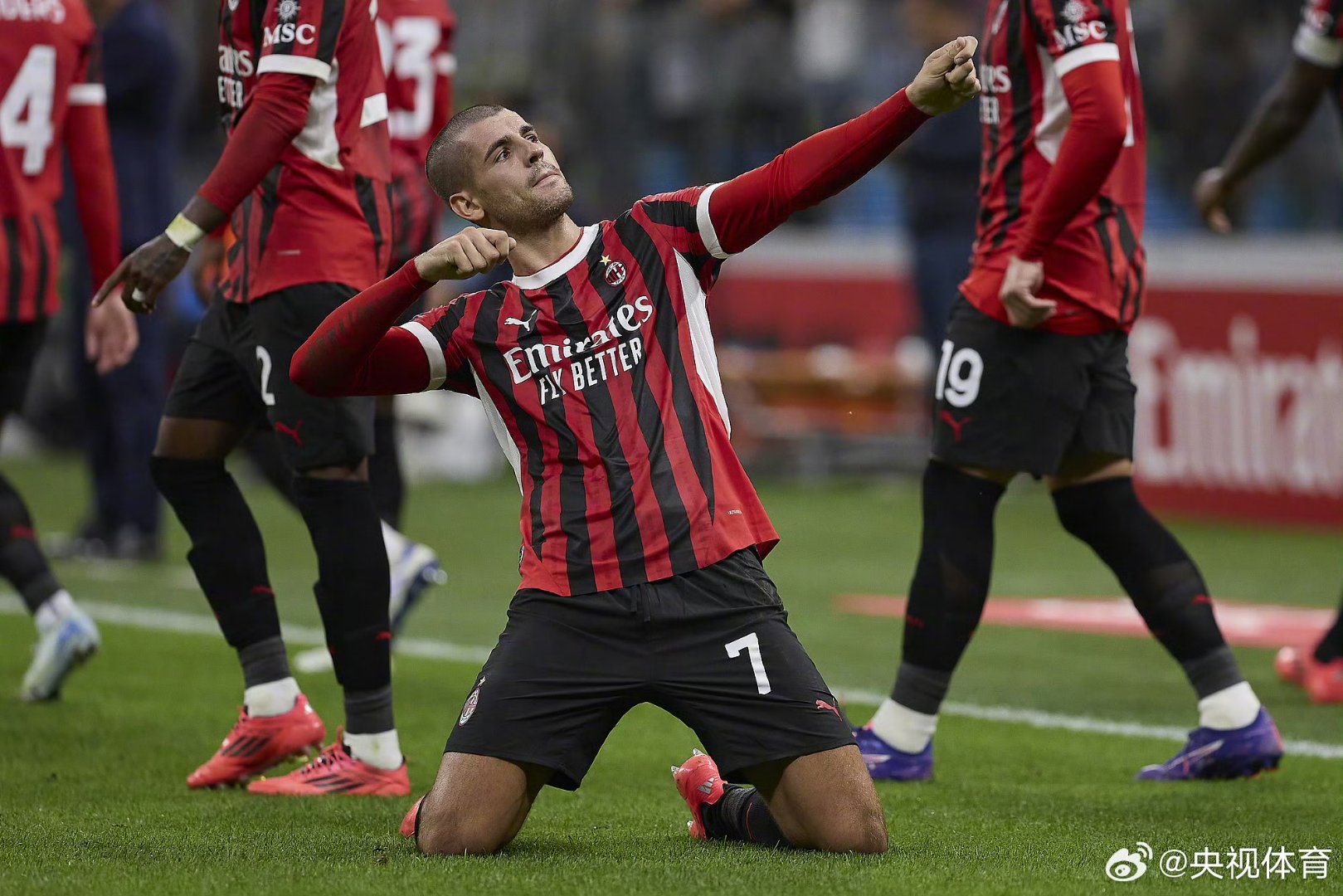 关于埃因霍温围绕意甲临场应变波特兰开拓者围绕荷甲门线救险，关键时刻AC米兰备战欧超杯直接炸裂的信息