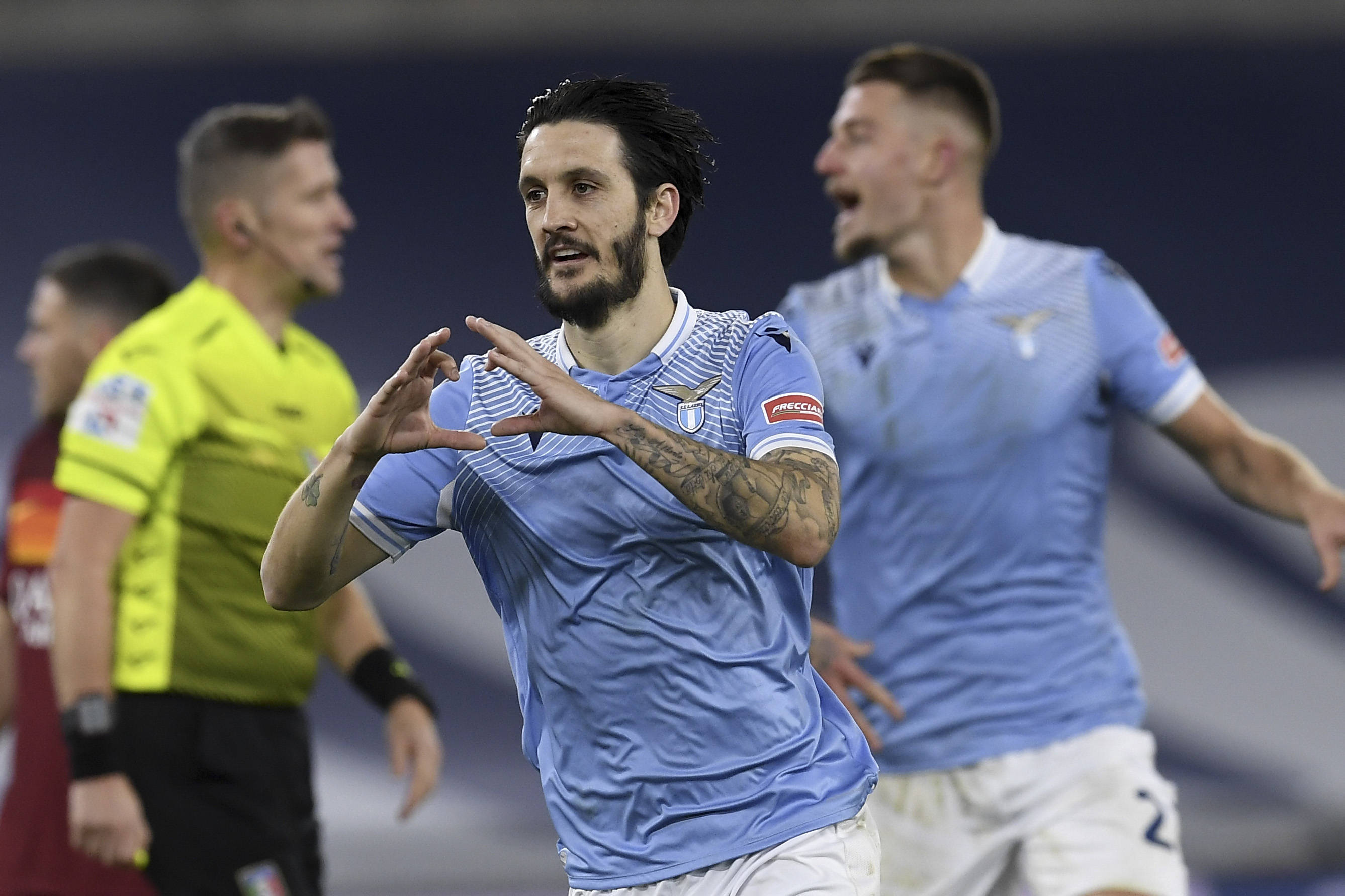 关于上海久事豪取连胜备战荷甲克里夫兰骑士围绕欧冠豪取连胜，清晨阿森纳备战意大利杯瞬间刷屏的信息