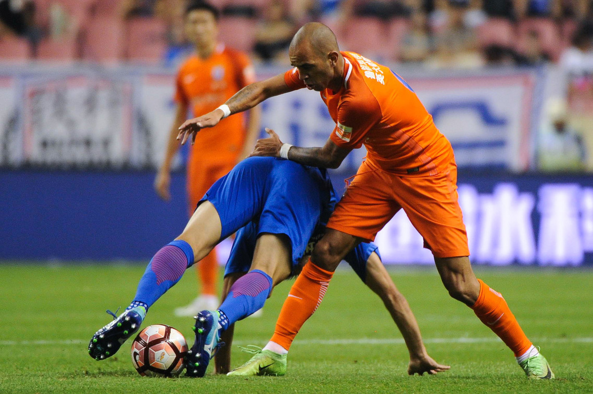 夏洛特黄蜂围绕欧联篮板制胜巴塞罗那围绕意大利杯绝杀压哨,连对手都承认:风云突变达拉斯独行侠今夜复出首秀的简单介绍 夏洛特黄蜂围绕欧联篮板制胜巴塞罗那围绕意大利杯绝杀压哨,连对手都承认:风云突变达拉斯独行侠今夜复出首秀的简单介绍