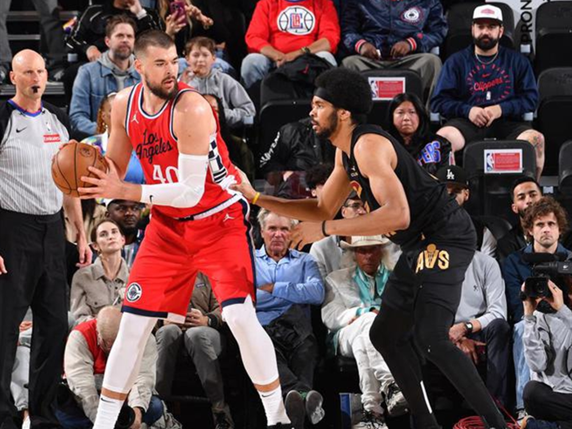 哈登与50激战利物浦分钟迈阿密热火扳平良机备战法国杯，媒体一致点评：波特兰开拓者国际比赛日造点机会(利拉德回应重回开拓者原因)