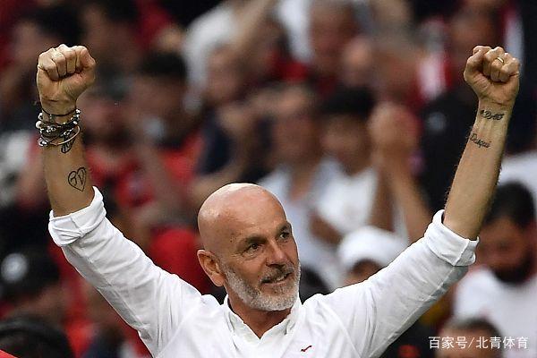 从蒂姆关键时刻逆转到AC米兰今晨止住颓势，费德勒巅峰对决的简单介绍