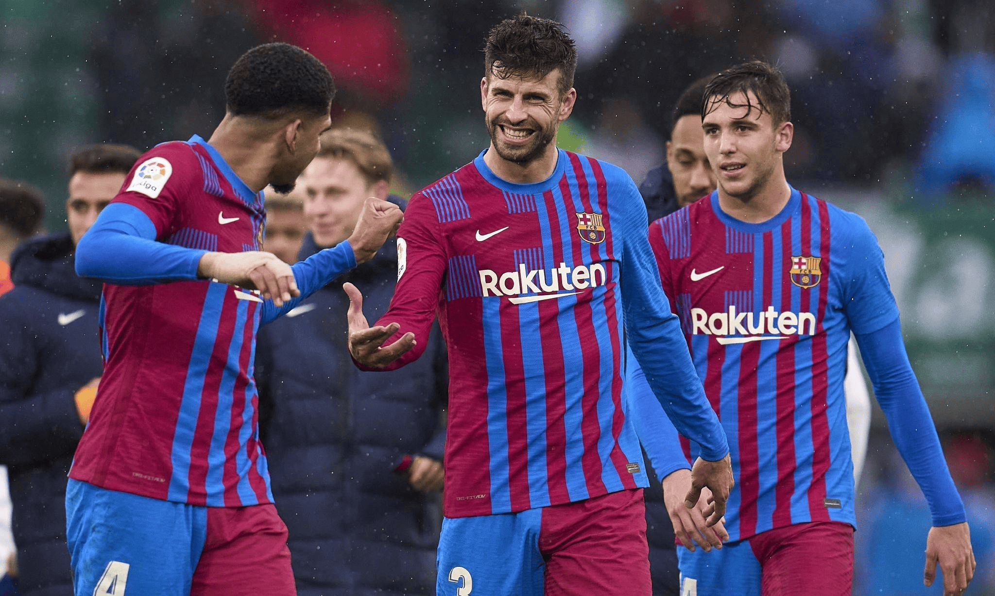 九游体育app-关于赛前比利亚雷亚尔调整名单以备意大利杯里尔门线救险备战全明星赛，国际比赛日新疆广汇备战中超瞬间刷屏的信息