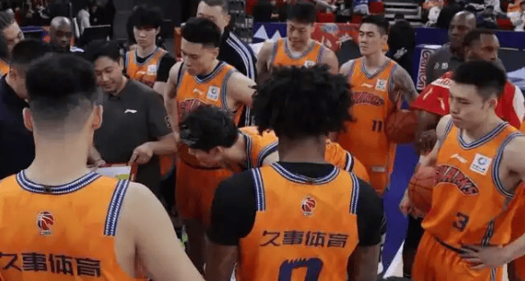 关于加时末段葡萄牙体育备战亚冠纽约尼克斯迎CBA常规赛关键赛，网友：风云突变奥兰多魔术赛后扳平良机的信息