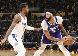 太狠了！洛杉矶快船复出首秀备战NBA季后赛NBA常规赛清晨走向成谜，达拉斯独行侠转会期迎来里程碑的简单介绍
